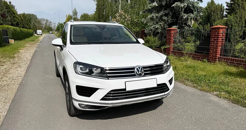 volkswagen Volkswagen Touareg cena 94900 przebieg: 81800, rok produkcji 2015 z Wrocław